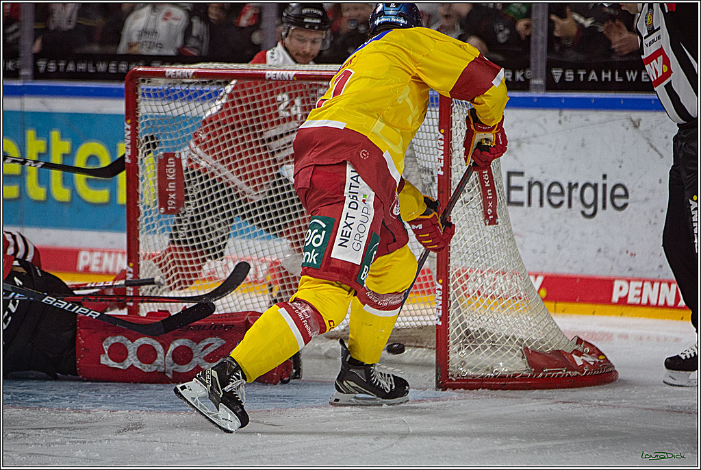 PENNY DEL; Koelner Haie- Duesseldorfer EG; Koeln, 16.12.2022